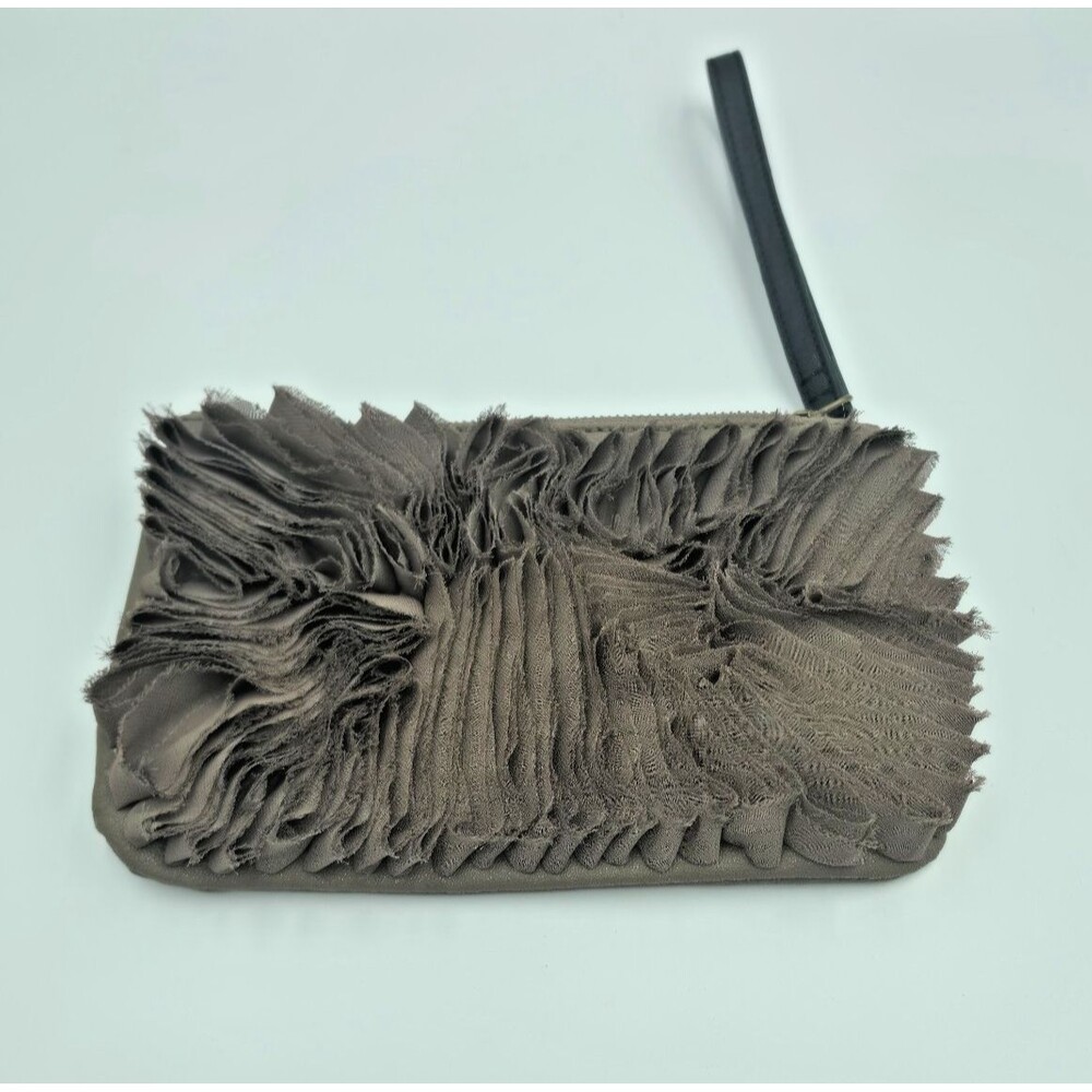 Simply Vera Vera Wang Taupe Ruffle Wristlet Clutch Zip Top Purse